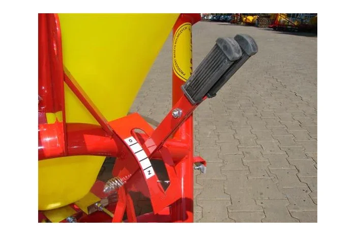 Продам розкидач міндобрив (лійка) Jormet на 500л- фото № 4