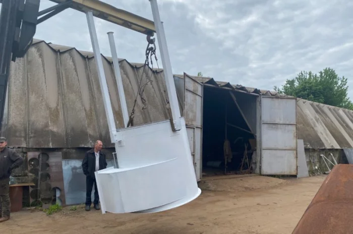 Силос, бункер со шнеком для сыпучих материалов и зерновых- фото № 13