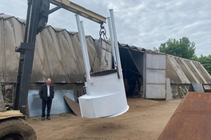 Силос, бункер со шнеком для сыпучих материалов и зерновых- фото № 7