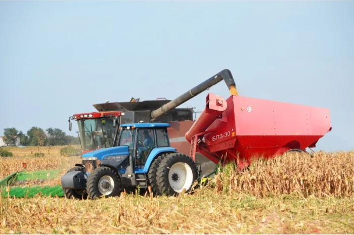 Бункер перегрузчик зерна БПЗ 30 (перегрузка, выгрузка зерна)- фото № 1