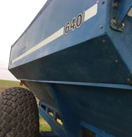 Бункер перегрузчик Kinze 640 22000 л- фото № 10