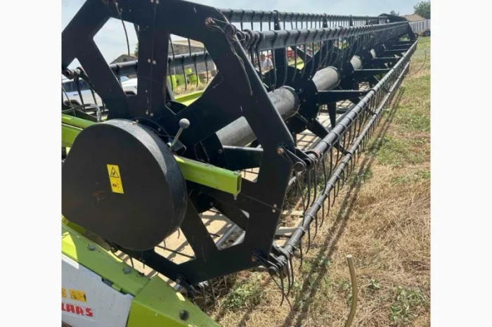Жниварка стрічкова Claas Maxflo 900- фото № 3