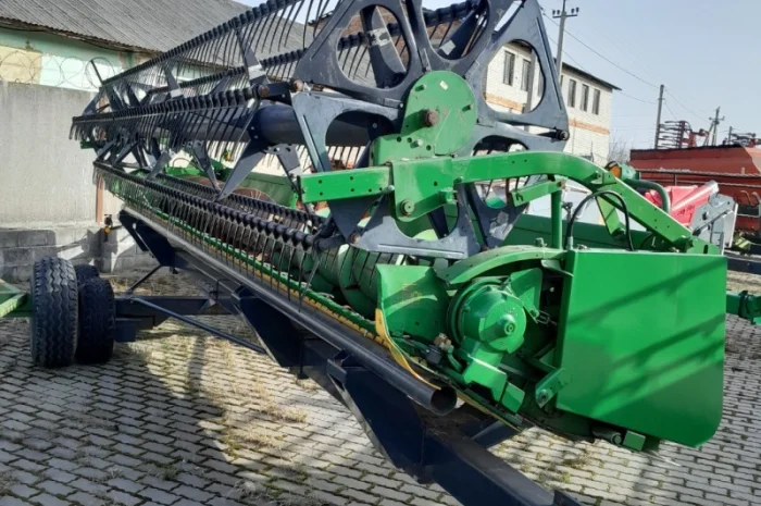 Жатка John Deere 925 F Джон Дір 925 F. В наявності. Торг- фото № 1