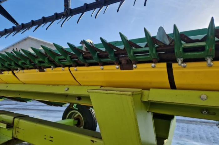 Жатка John Deere 930 Flex (2002)- фото № 4