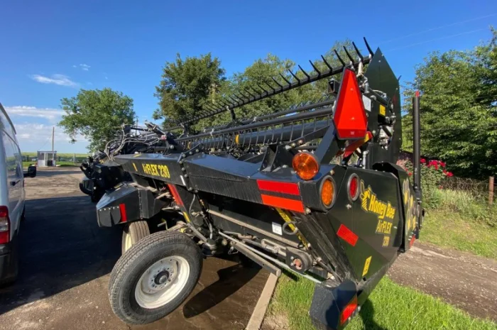 Продам жатку флекс Honey Bee Air Flex з стрічковим транспортером Р- фото № 2