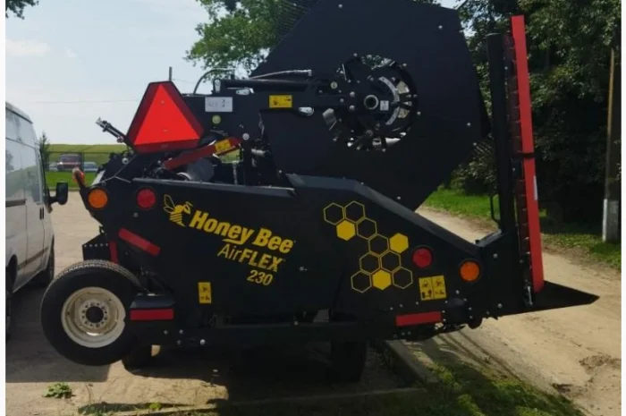 Продам жатку флекс Honey Bee Air Flex з стрічковим транспортером Р- фото № 5