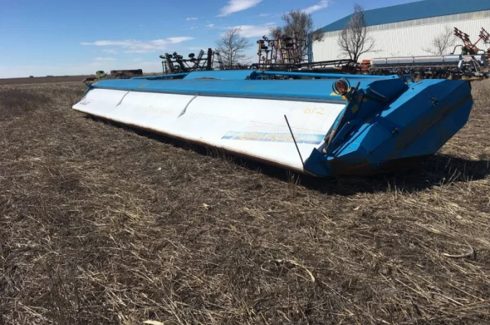 Очесывающая жатка Shelbourne CVS32 б/у- фото № 2