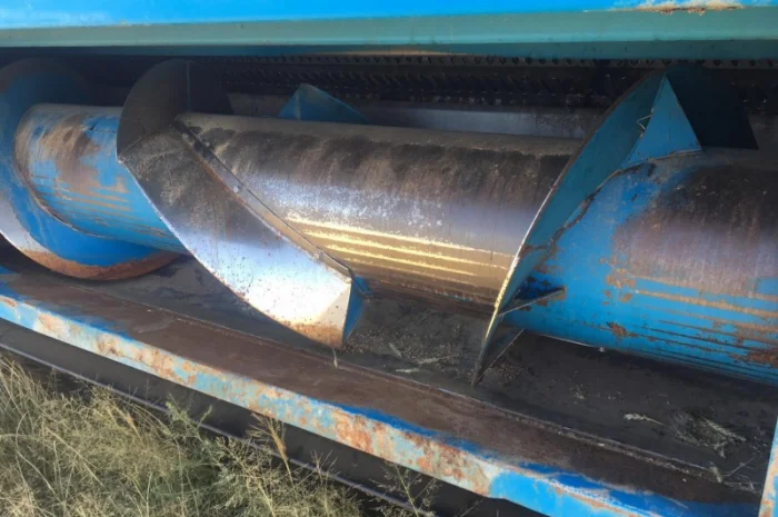 Очесывающая жатка SHELBOURNE Reynolds CVS32 9, 7 м. б/у- фото № 2