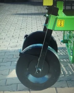 Копалка картофеля Bomet для трактора от 10 л.с., оригинальная польская копалка клубней- фото № 4