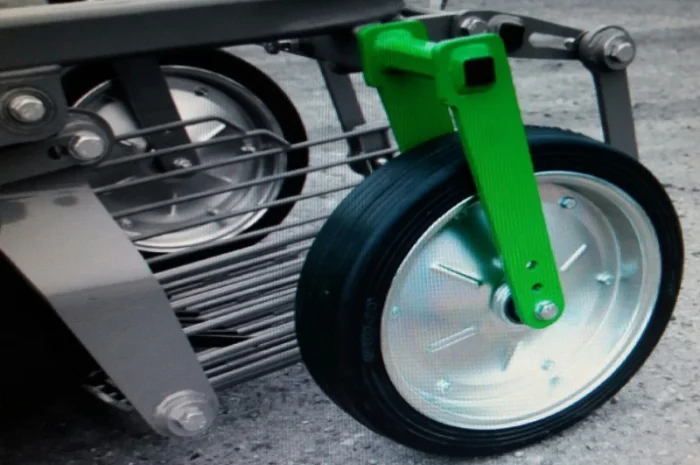 Копалка вибрационная Bomet (Польша), выброс назад, 1-но рядная, купити віброкопалку бомет- фото № 7