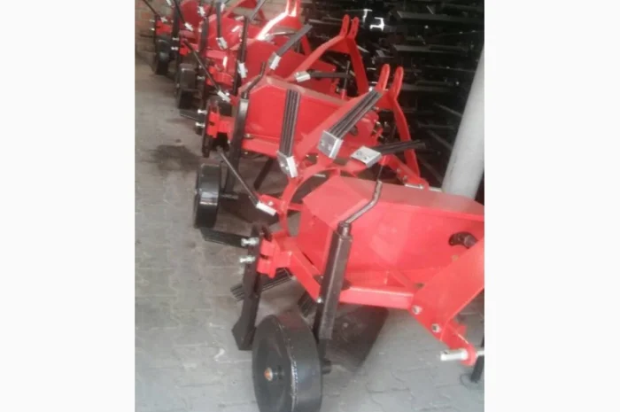 Картофелекопалка однорядная транспортер Wirax, вибрационная BOMET, вертушка- фото № 11