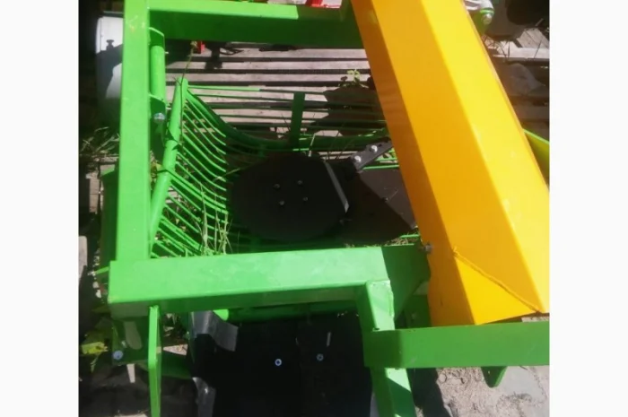 Картофелекопалка однорядная транспортер Wirax, вибрационная BOMET, вертушка- фото № 2