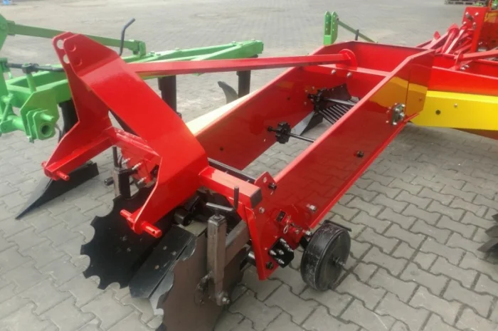 Картофелекопалка копачка транспортерная Польша- фото № 11