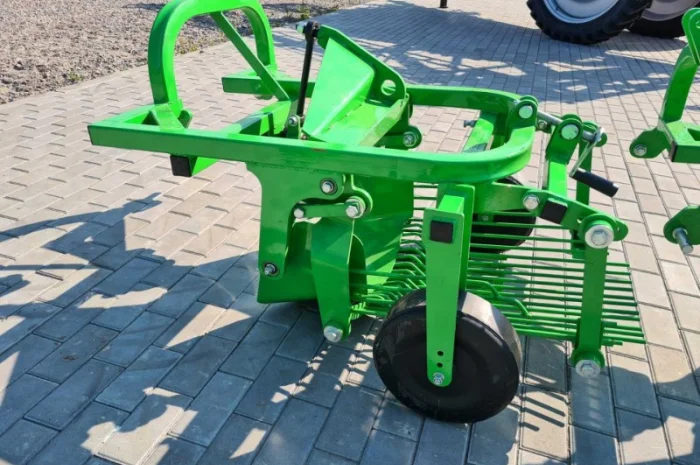 Картоплекопалка однорядна вібраційна (грохотна) Z655/1 фірми Bomet- фото № 5