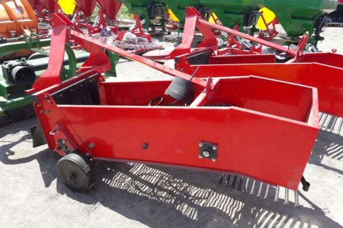 Транспортерна однорядна копалка фірми Wirax (Польща)- фото № 4