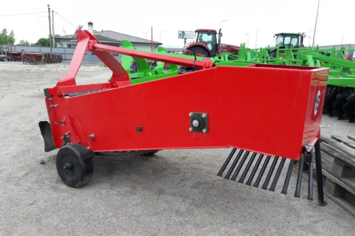 Однорядний картоплекопач фірми Wirax (Польща)- фото № 3