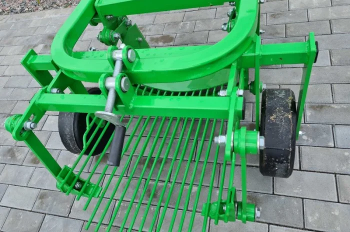 Картоплекопач однорядний вібраційний (грохотний) Z655/1 фірми Bomet- фото № 2