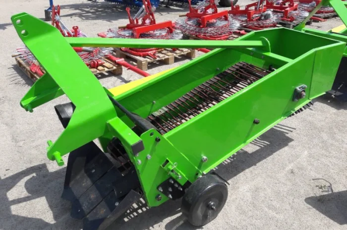 Однорядний картоплекопач фірми Bomet (Оригінал)- фото № 3