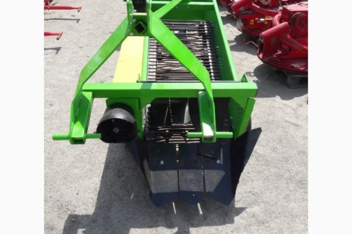 Однорядна транспортерна копачка фірми Bomet (Оригінал)- фото № 2