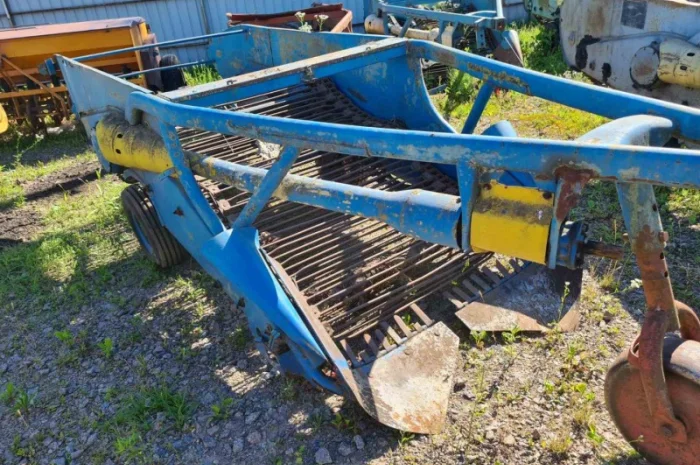 Двухрядный картофелекопатель Z-609 фирмы Agromet (Польша)- фото № 3