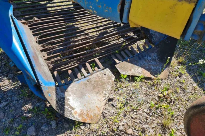 Двухрядный картофелекопатель Z-609 фирмы Agromet (Польша)- фото № 4