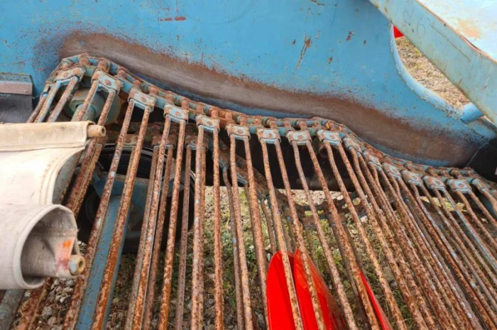 Картофелекопатель Z-609 фирмы Agromet (Польша)- фото № 7