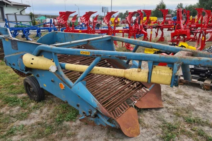 Двухрядная картофелекопалка Z-609 фирмы Agromet (Польша)- фото № 1