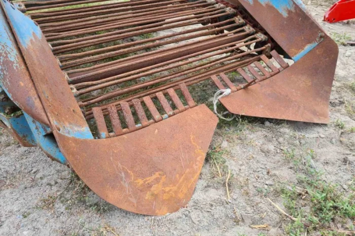 Двухрядная картофелекопалка Z-609 фирмы Agromet (Польша)- фото № 16