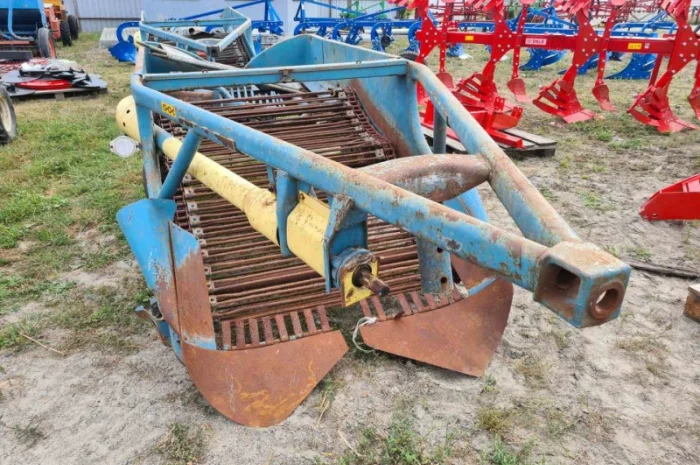 Двухрядная картофелекопалка Z-609 фирмы Agromet (Польша)- фото № 15