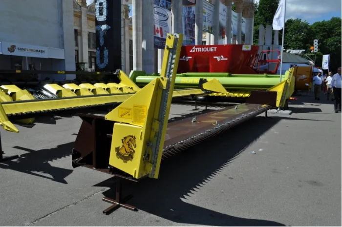 Рапсовый стол ПРМ.Приспособление приставка для уборки рапса ко всем комбайнам- фото № 4