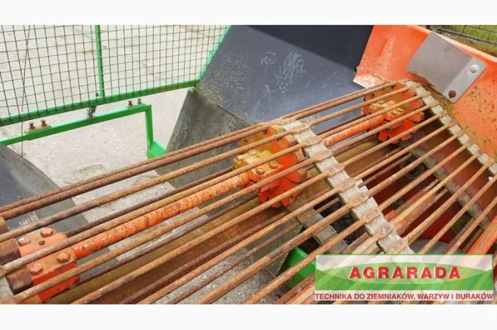 Holaras UR135S - копалка для цибулі і столового буряку- фото № 5