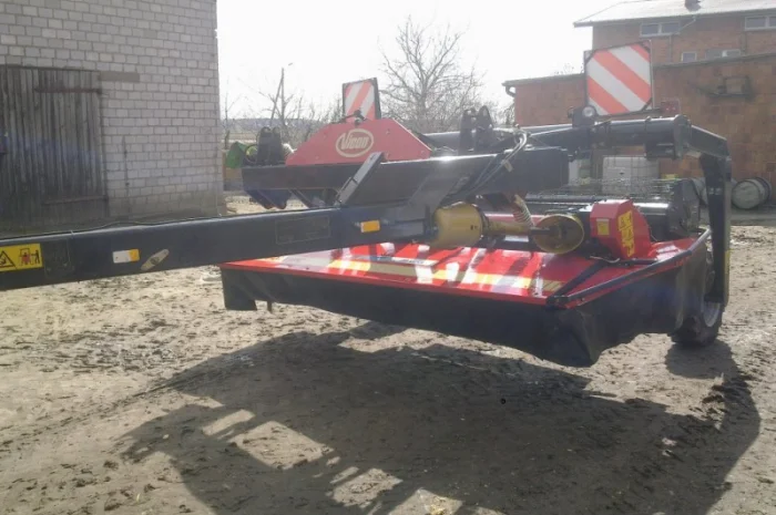 Продам прицепную косилку плющилку на валах Vicon KM 3001 HPC- фото № 2