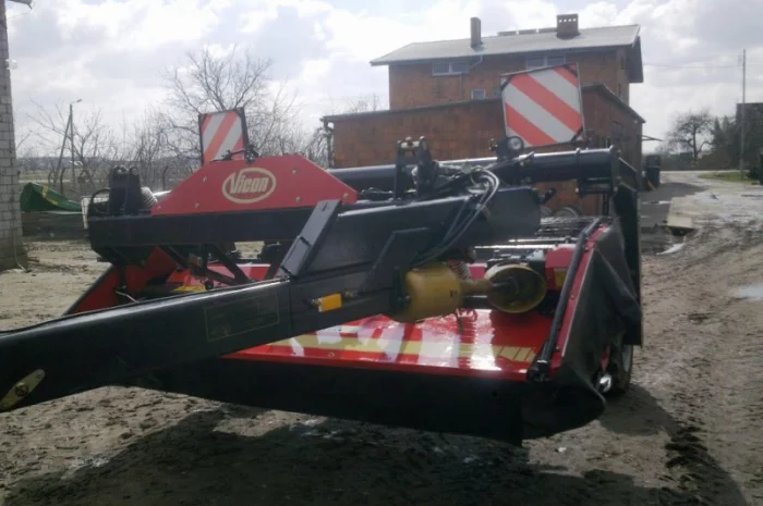 Продам прицепную косилку плющилку на валах Vicon KM 3001 HPC- фото № 5