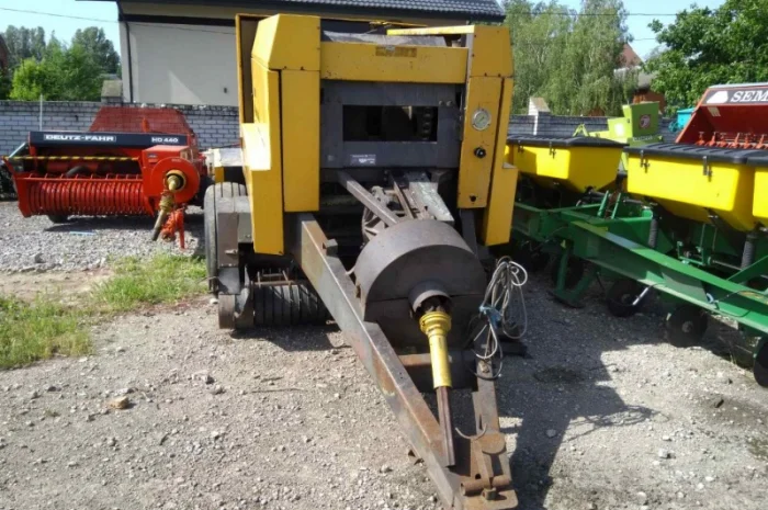 Прес-підбирач тюковий Рів'єра Касаліс- фото № 1