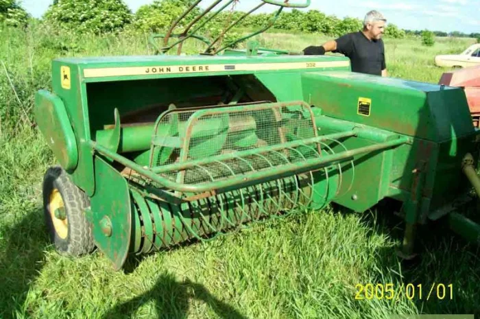 Пресс-подборщики тюковые с  Европы.- фото № 2