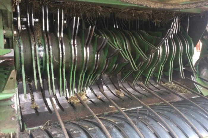 Прес - підбирач Krone Comprima F 155 XC- фото № 4