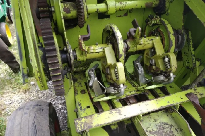 Пресс-подборщик Клас Маркант 65- фото № 3