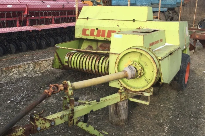 Прес-підбирач CLAAS MARKANT 50- фото № 1