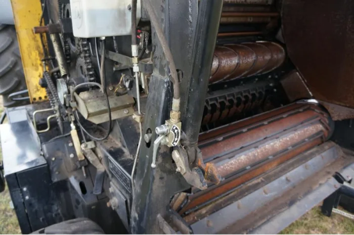 Рулонный пресс подборщик New Holland BR 6090 / рулоннік Нью Холанд- фото № 5