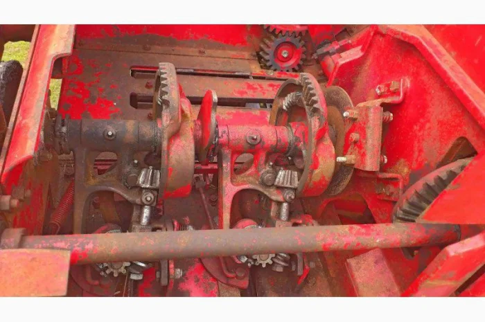 Продам тюкопрес, пресс подборщик Интернационал 435Д / прес підборщик International 435 D- фото № 2