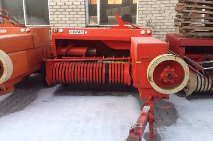 Прес підбирач, тюкопрес Польща та ЄС всі в чудовому стані- фото № 1