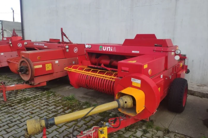 Прес підбирач тюкопрес тюковщик Famarol- фото № 1