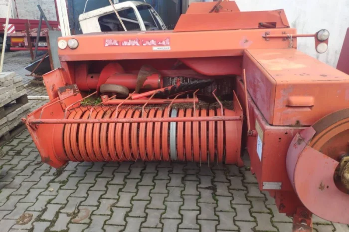 Прес підбирач тюкопрес тюковщик тюковальник Famarol- фото № 10