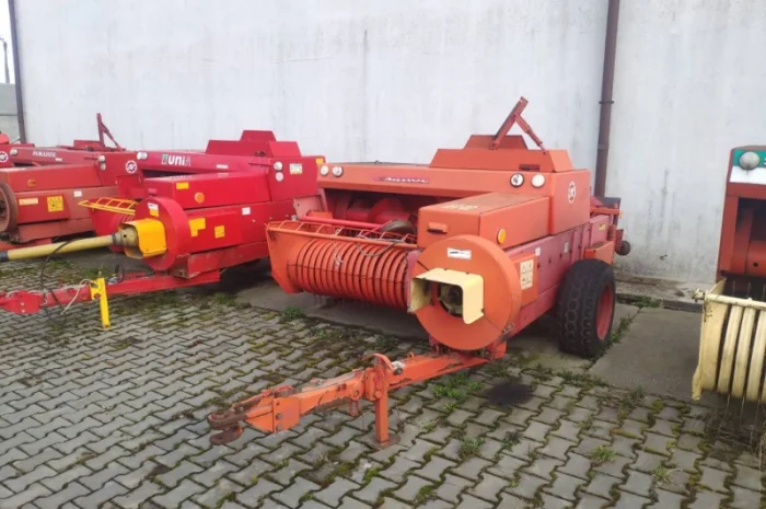 Прес підбирач тюкопрес тюковщик тюковальник Famarol- фото № 16