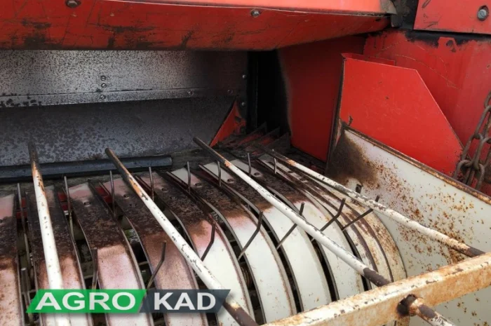 Пресс-подборщик рулонный CLAAS Rollant 44 (1)- фото № 3