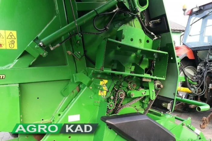 Пресс-подборщик рулонный John Deere 854- фото № 3