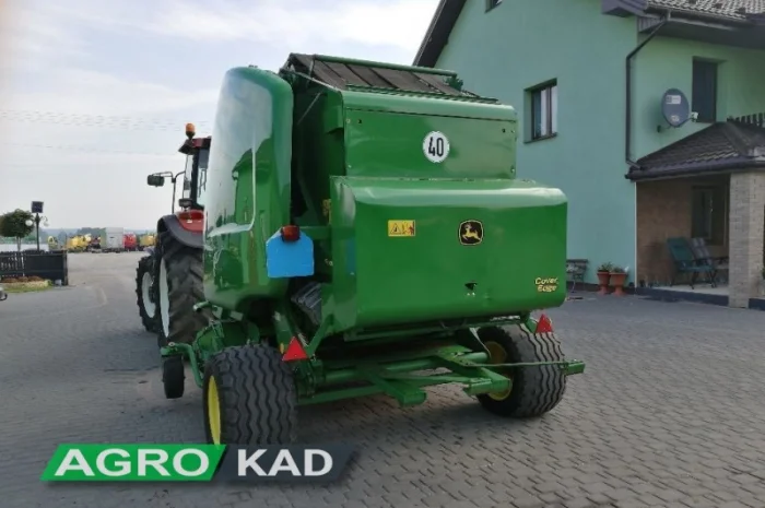 Пресс-подборщик рулонный John Deere 854- фото № 6