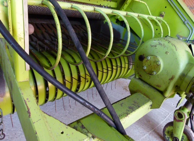 Пресс подборщик рулонный Claas Rollant 44 в хорошем состоянии- фото № 3