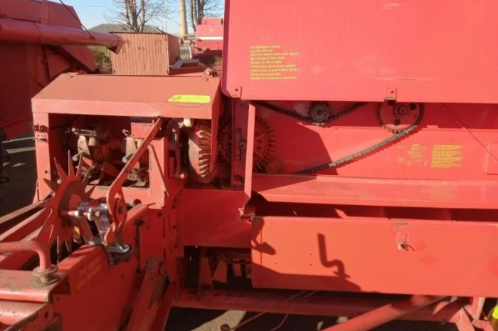 Прес підборщик Welger AP41- фото № 12