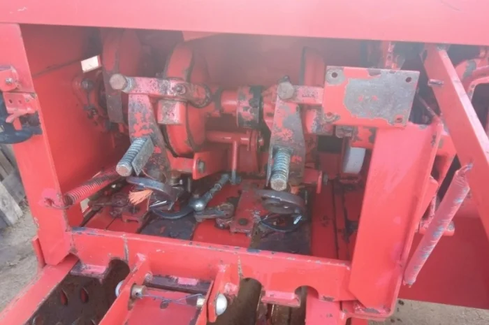 Прес підборщик Welger AP41- фото № 8